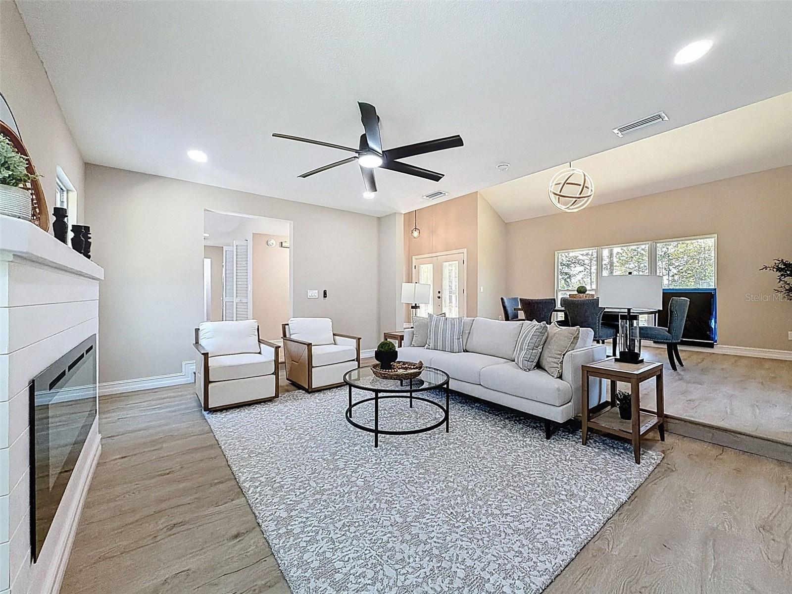 FOX RIDGE - Residential