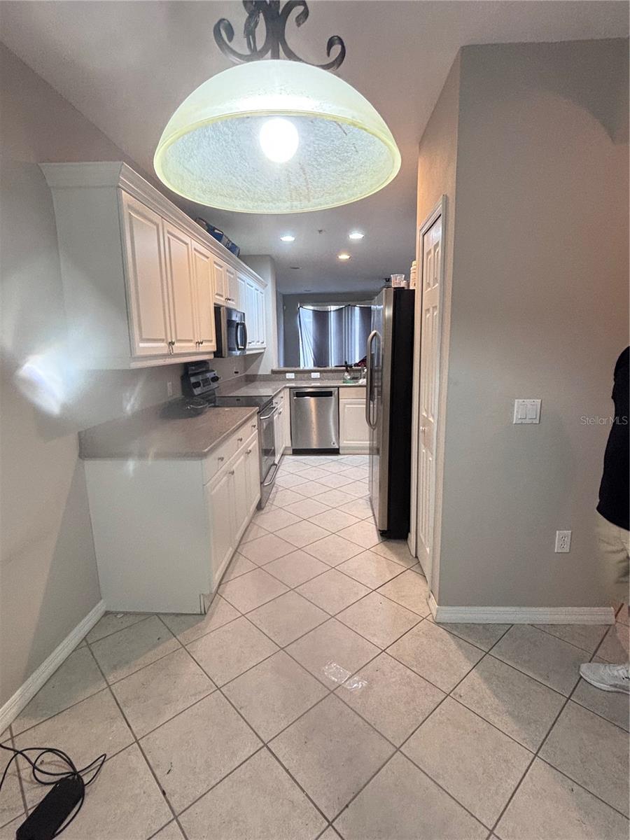 5638 SIMONTON