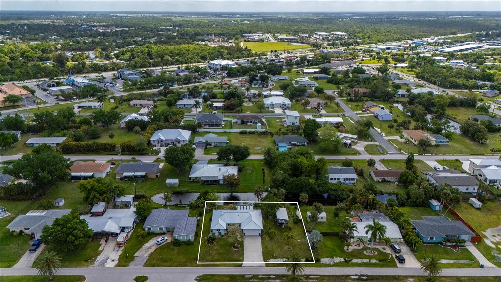 CHARLOTTE PARK - Residential