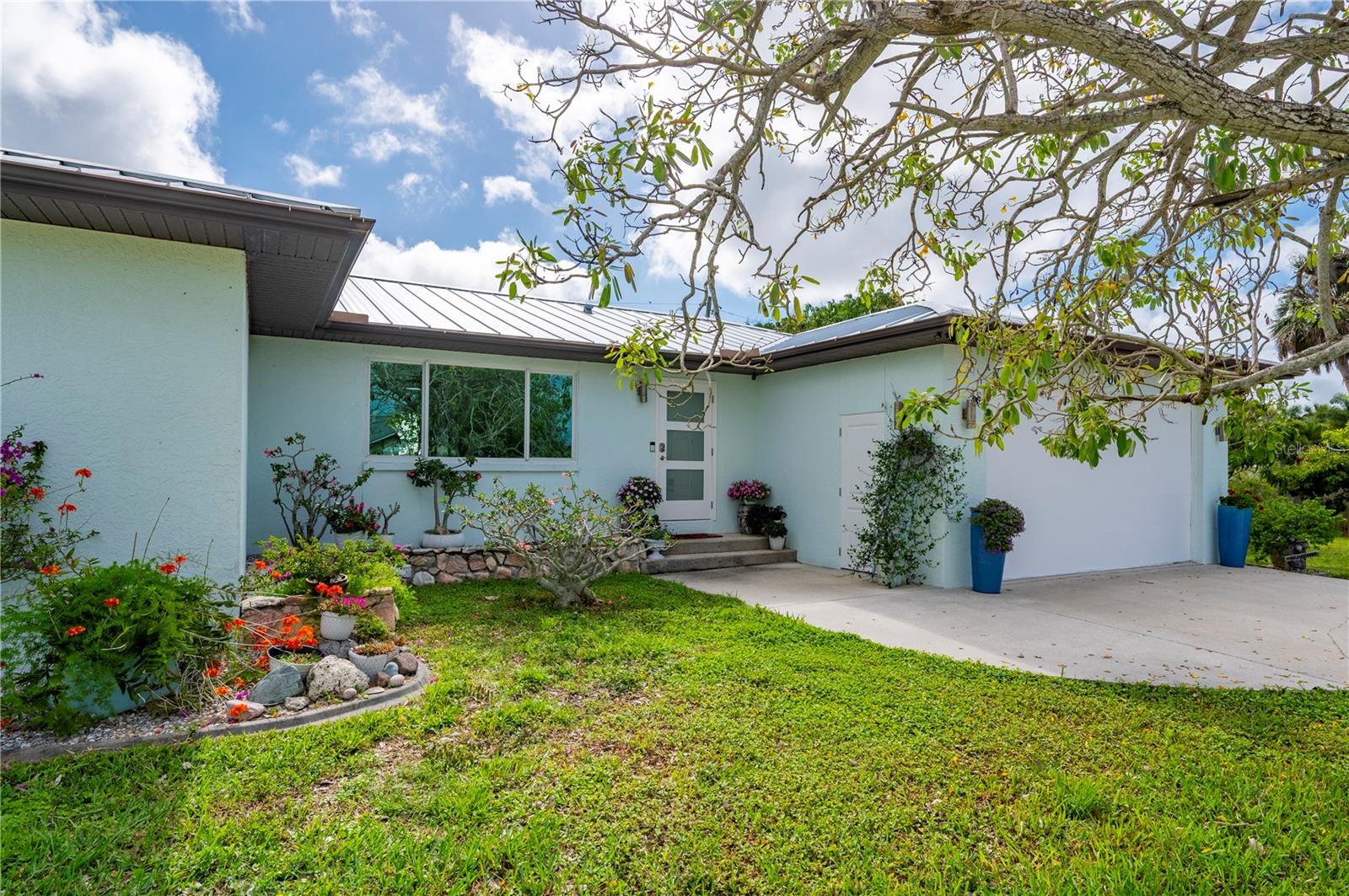 CHARLOTTE PARK - Residential