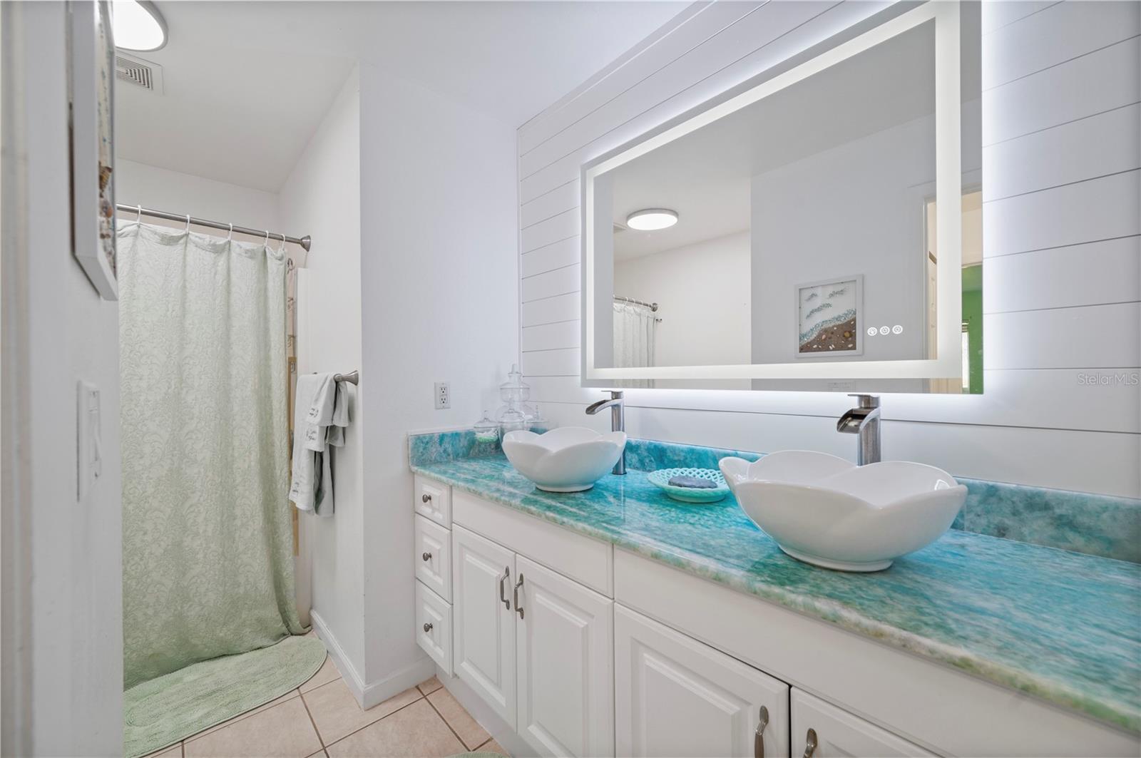 CHARLOTTE PARK - Residential