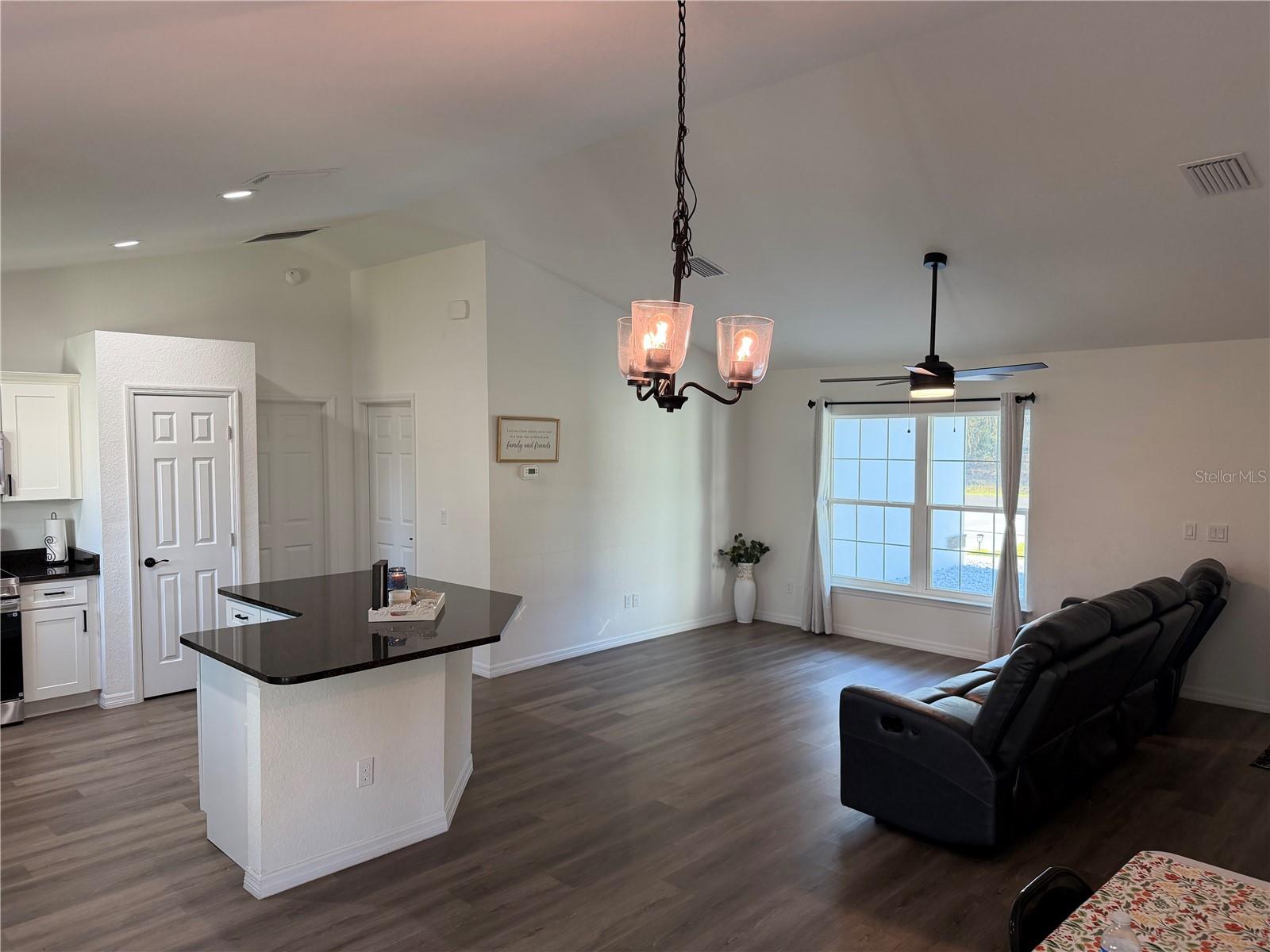 MARION OAKS UN 09 - Residential