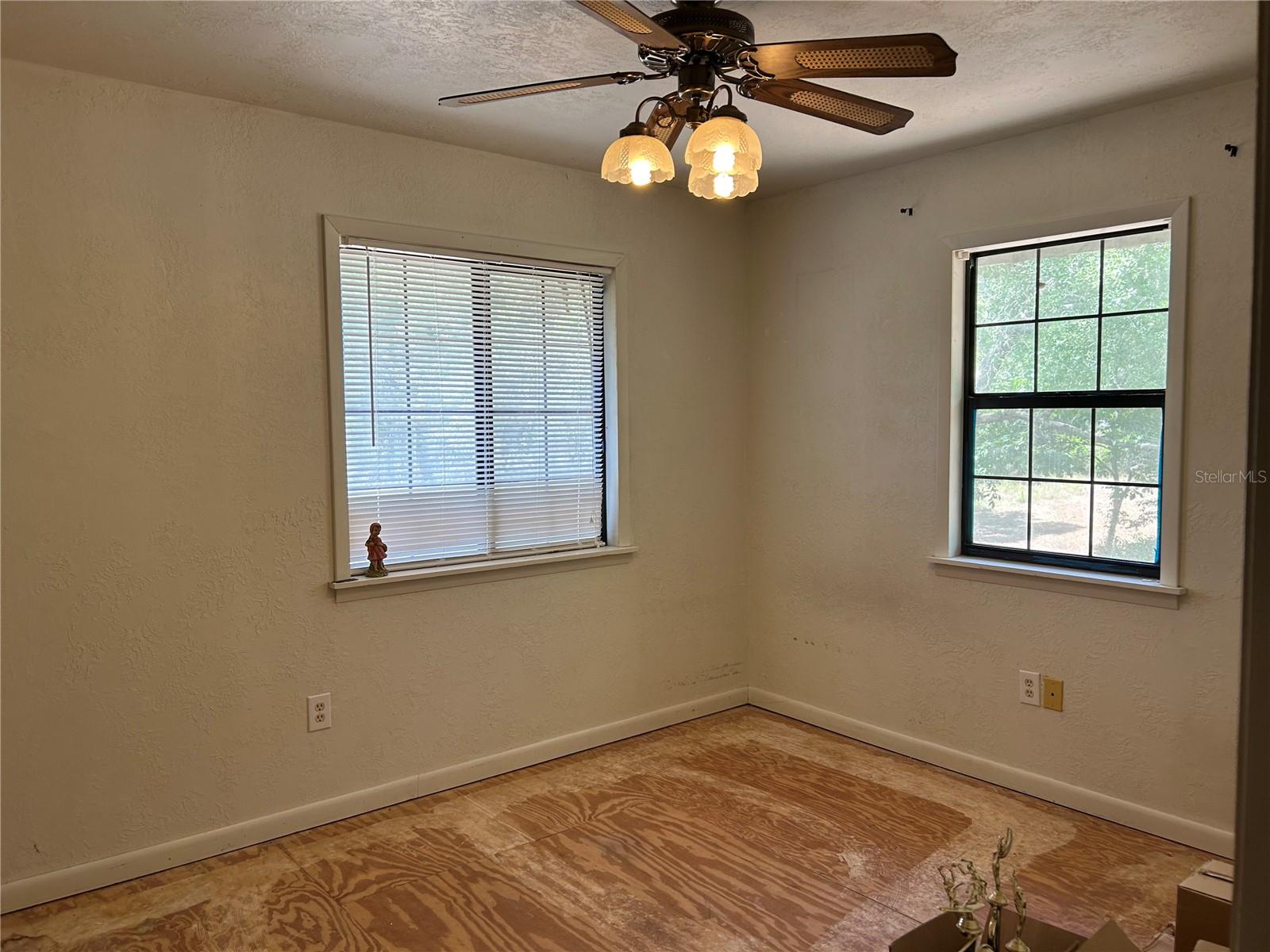 WOODLAND ACRES SUB - Residential