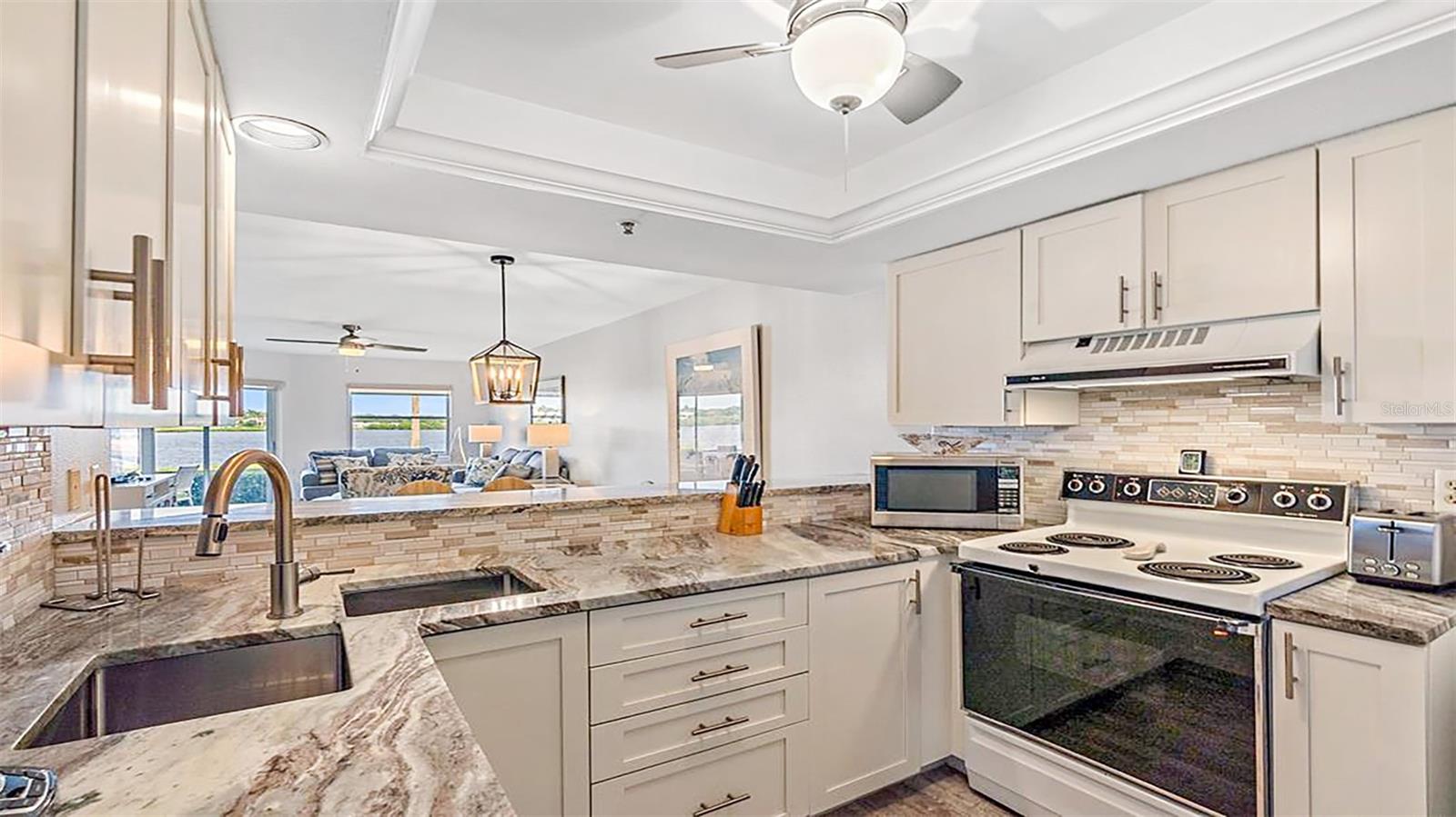 GULF & BAY CLUB BAYSIDE - Residential Lease
