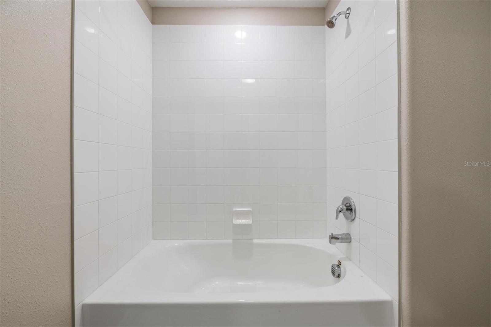 TOUCHSTONE PHASE 4 - Residential Lease