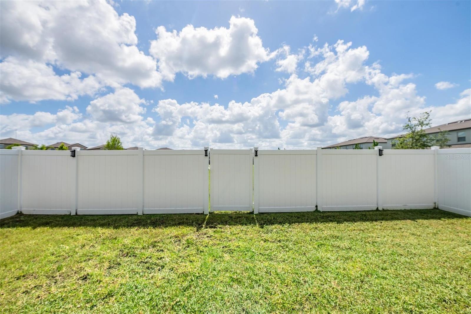 TOUCHSTONE PHASE 4 - Residential Lease