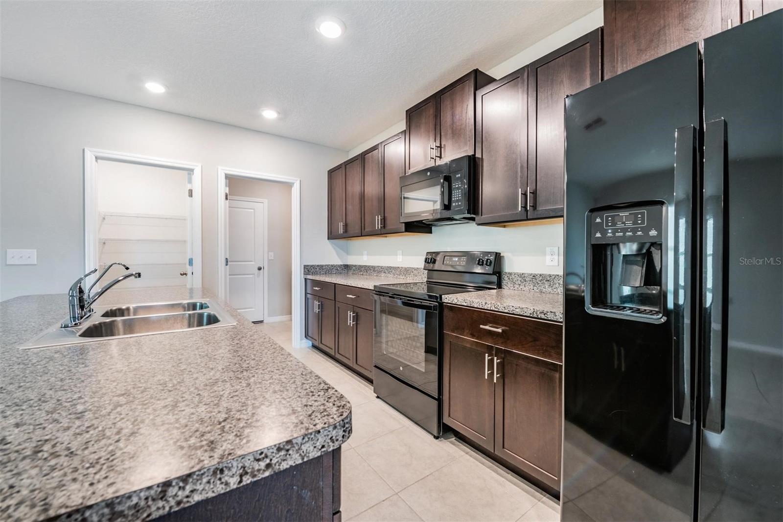 TOUCHSTONE PHASE 4 - Residential Lease