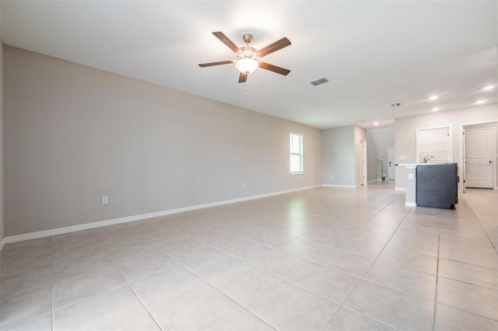 TOUCHSTONE PHASE 4 - Residential Lease