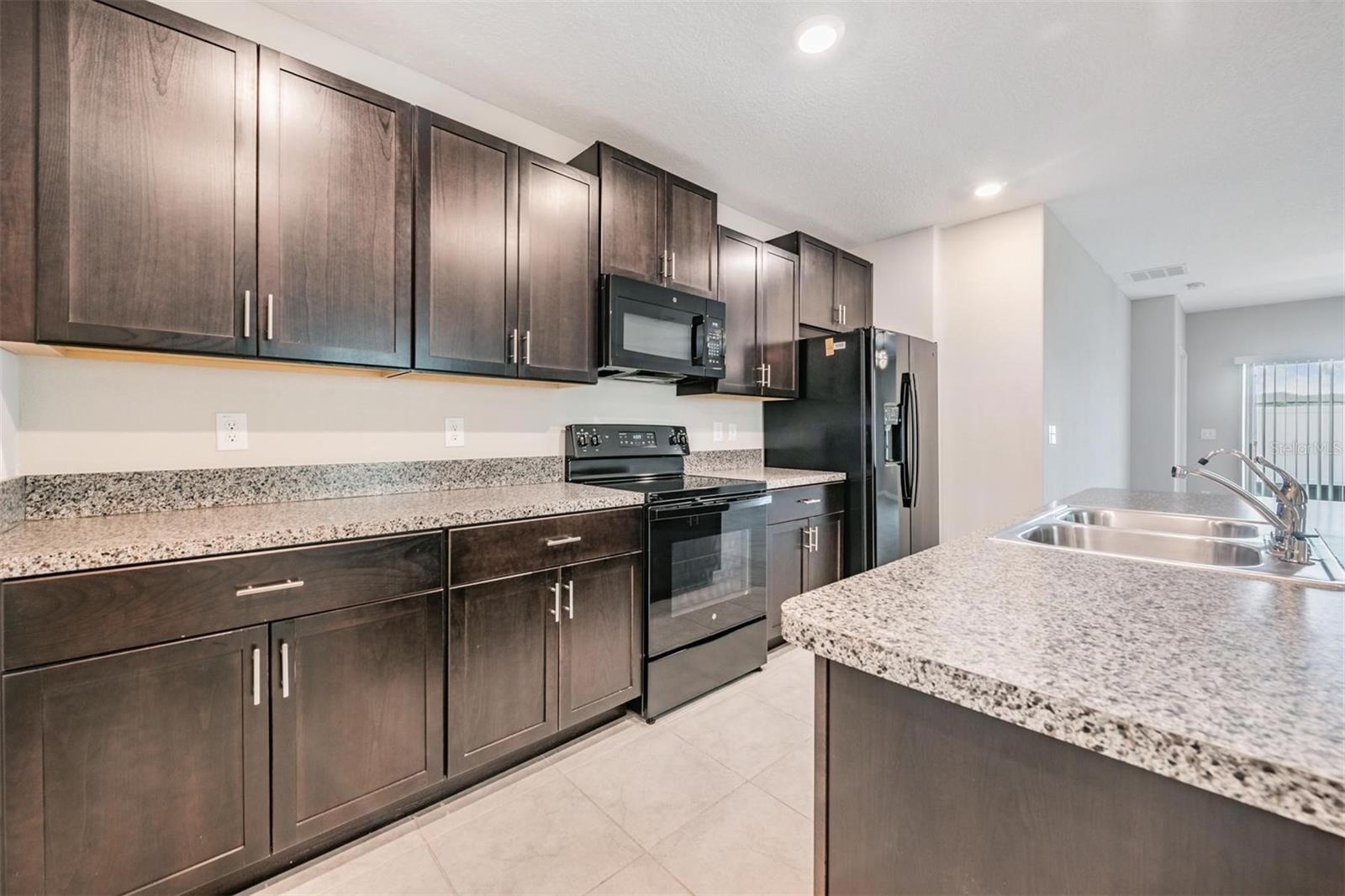 TOUCHSTONE PHASE 4 - Residential Lease