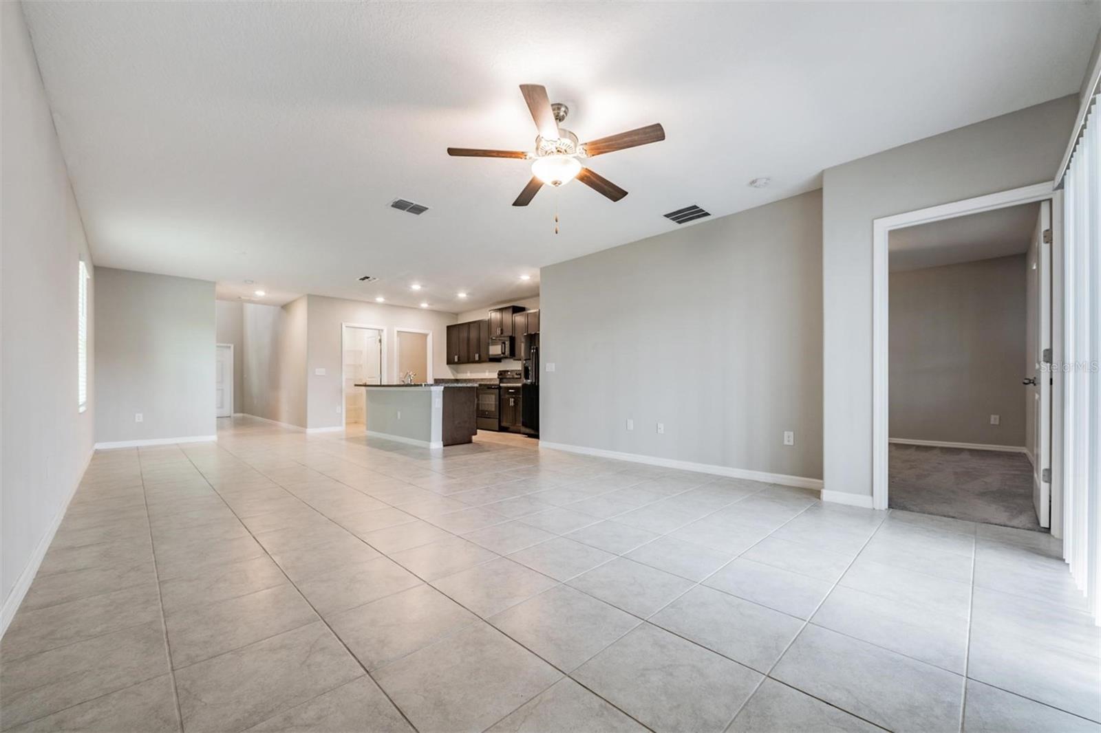 TOUCHSTONE PHASE 4 - Residential Lease