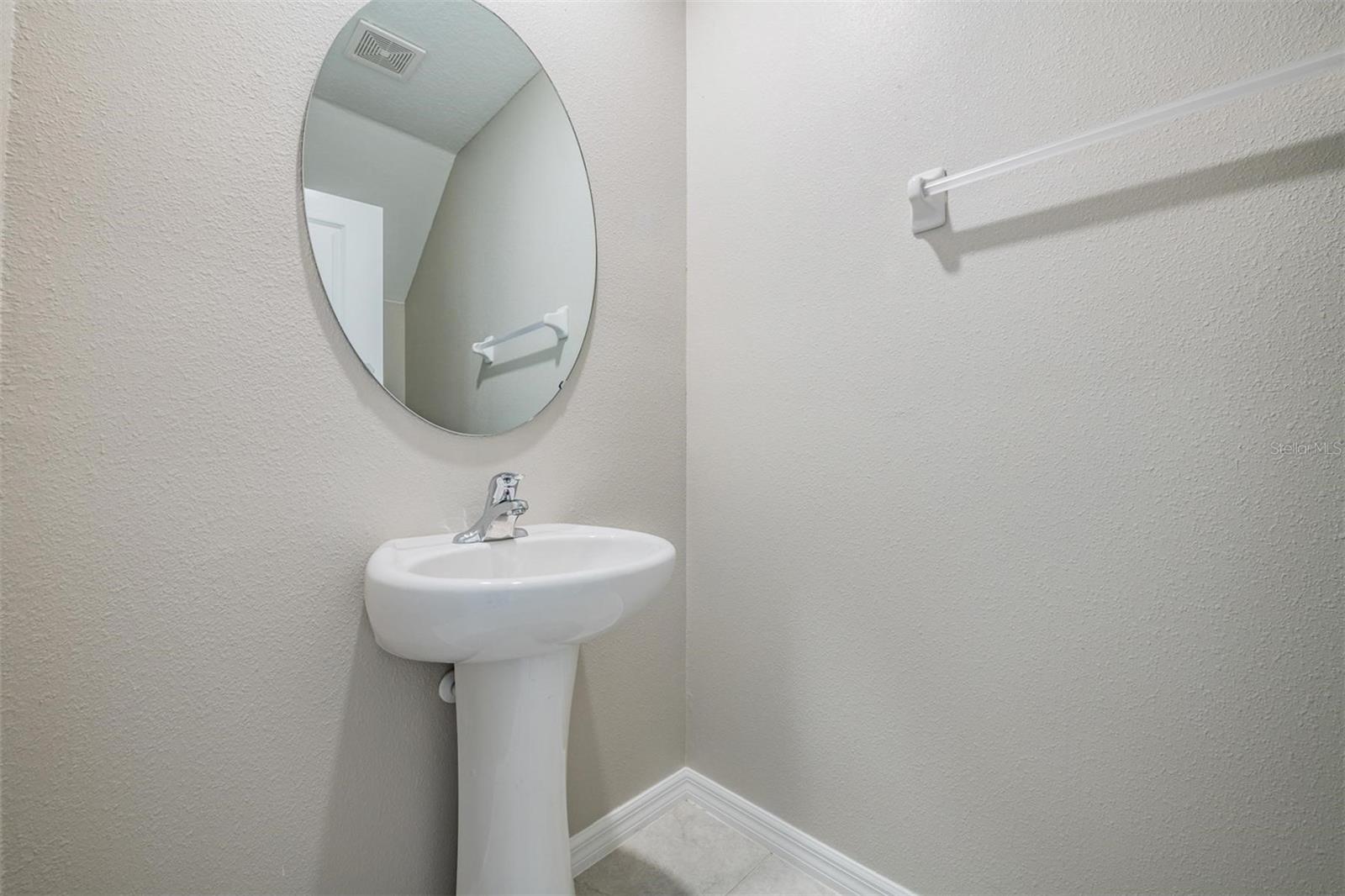 TOUCHSTONE PHASE 4 - Residential Lease