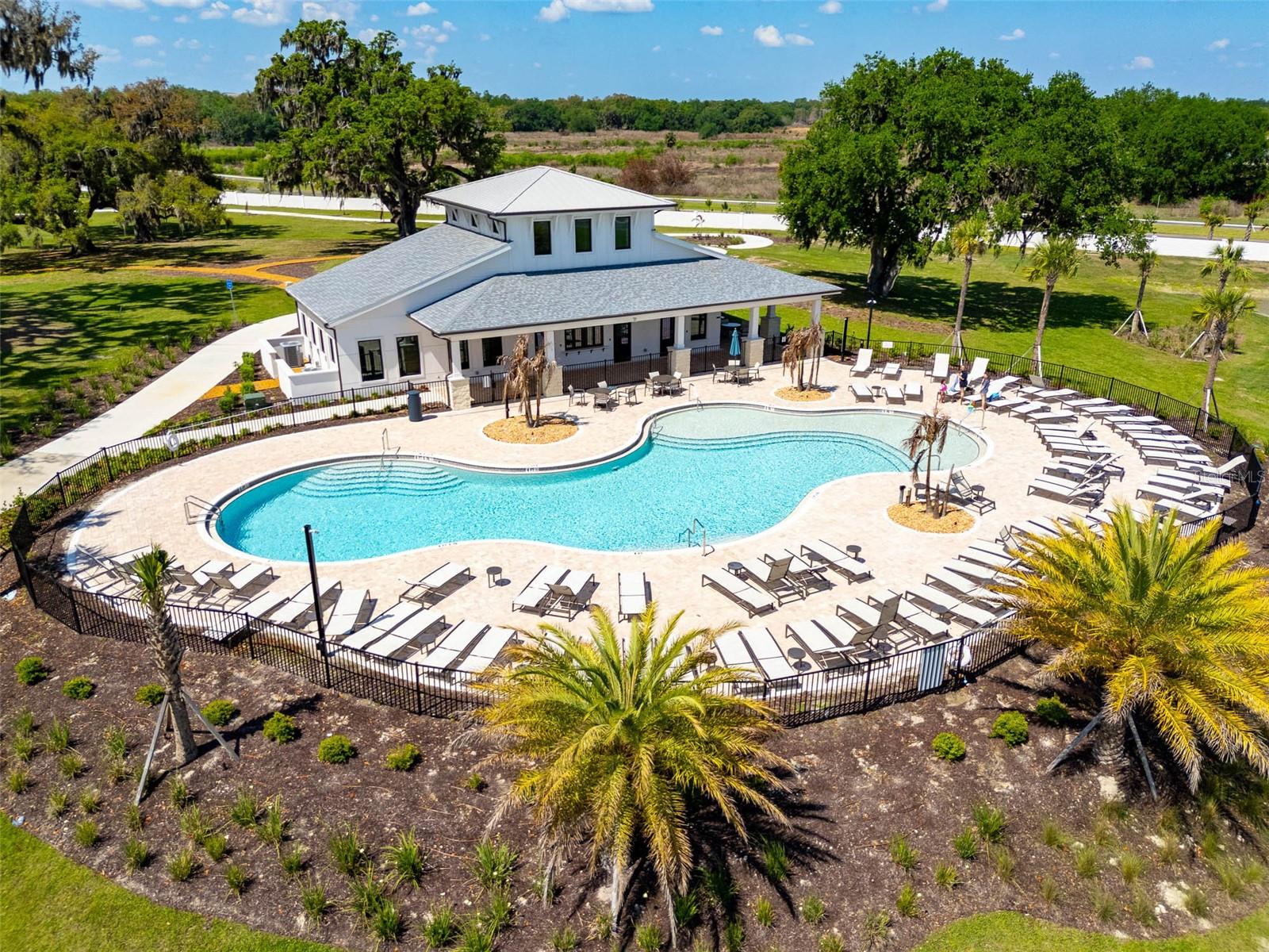 GROVE/STUART XING PH ONE - Residential