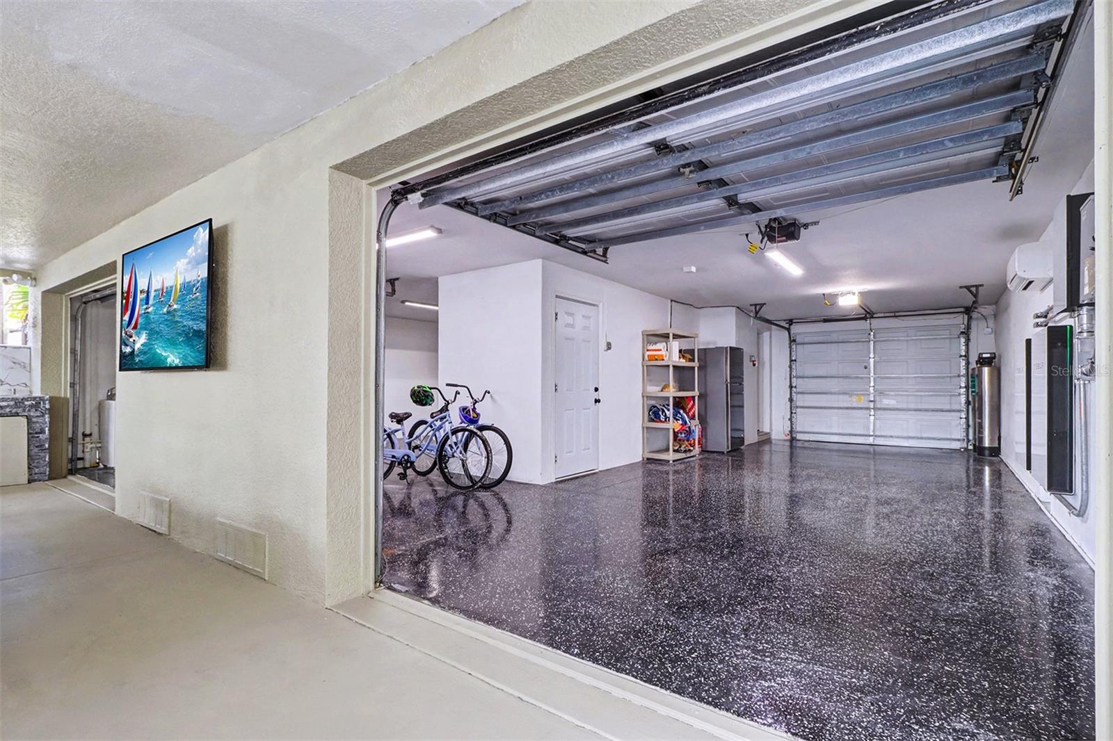 LONE PALM BEACH 1ST ADD - Residential