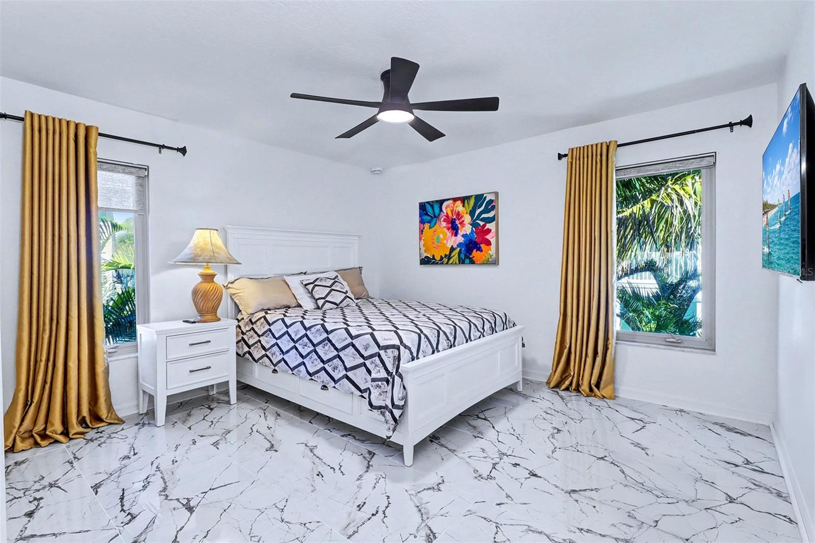 LONE PALM BEACH 1ST ADD - Residential