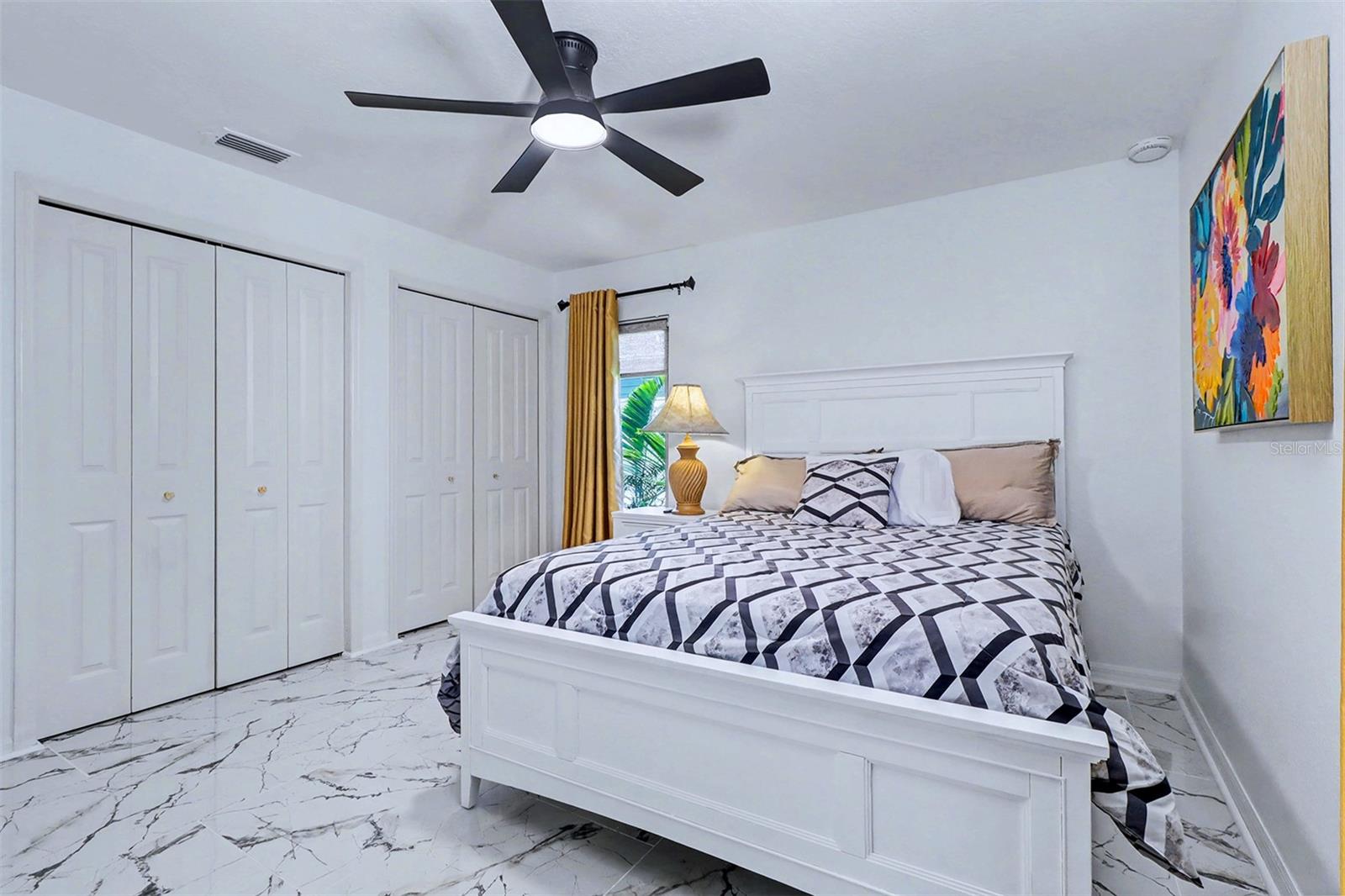 LONE PALM BEACH 1ST ADD - Residential