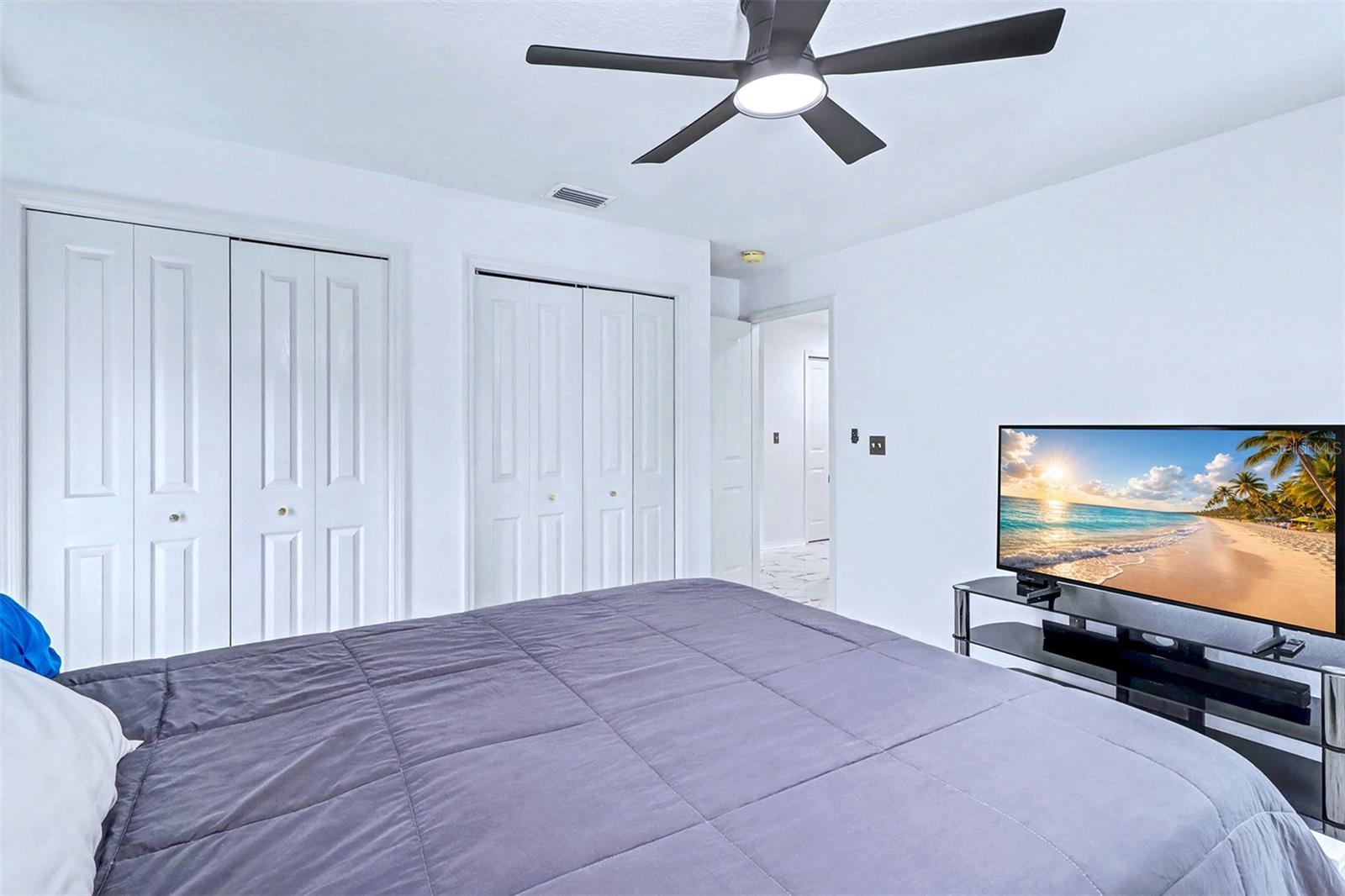 LONE PALM BEACH 1ST ADD - Residential