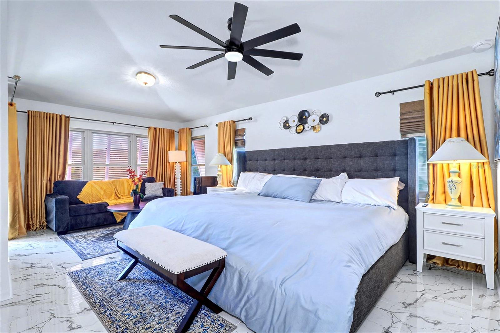 LONE PALM BEACH 1ST ADD - Residential