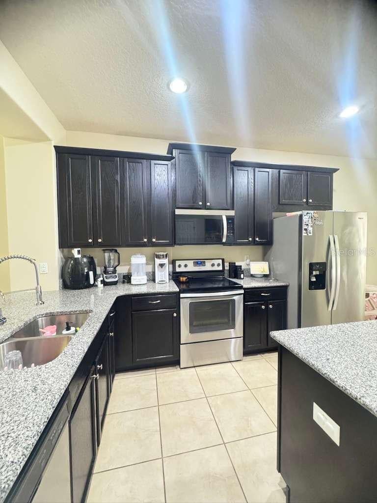 TAPESTRY PH 2 - Residential