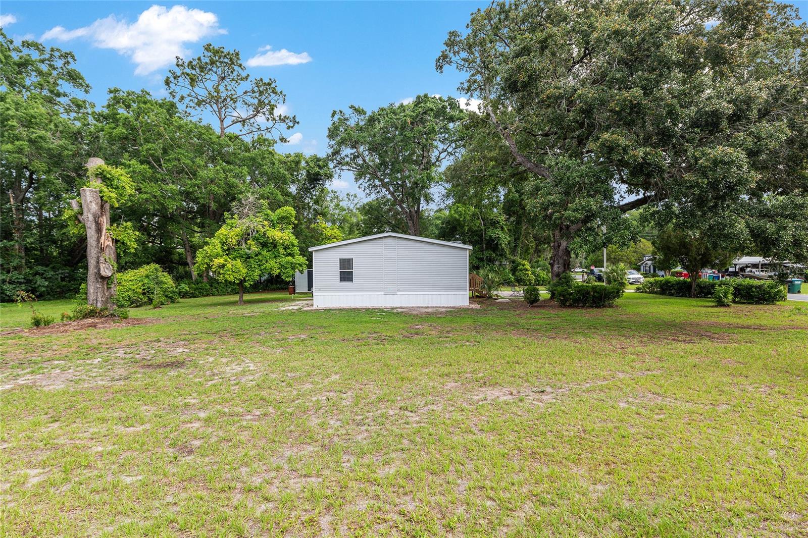 NEWBERRY CHAPMAN & WHITES ADD - Residential