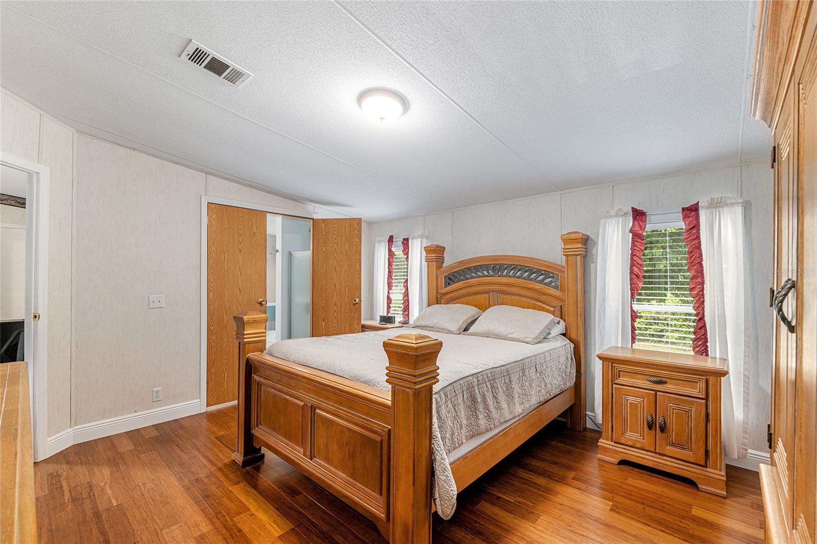 NEWBERRY CHAPMAN & WHITES ADD - Residential