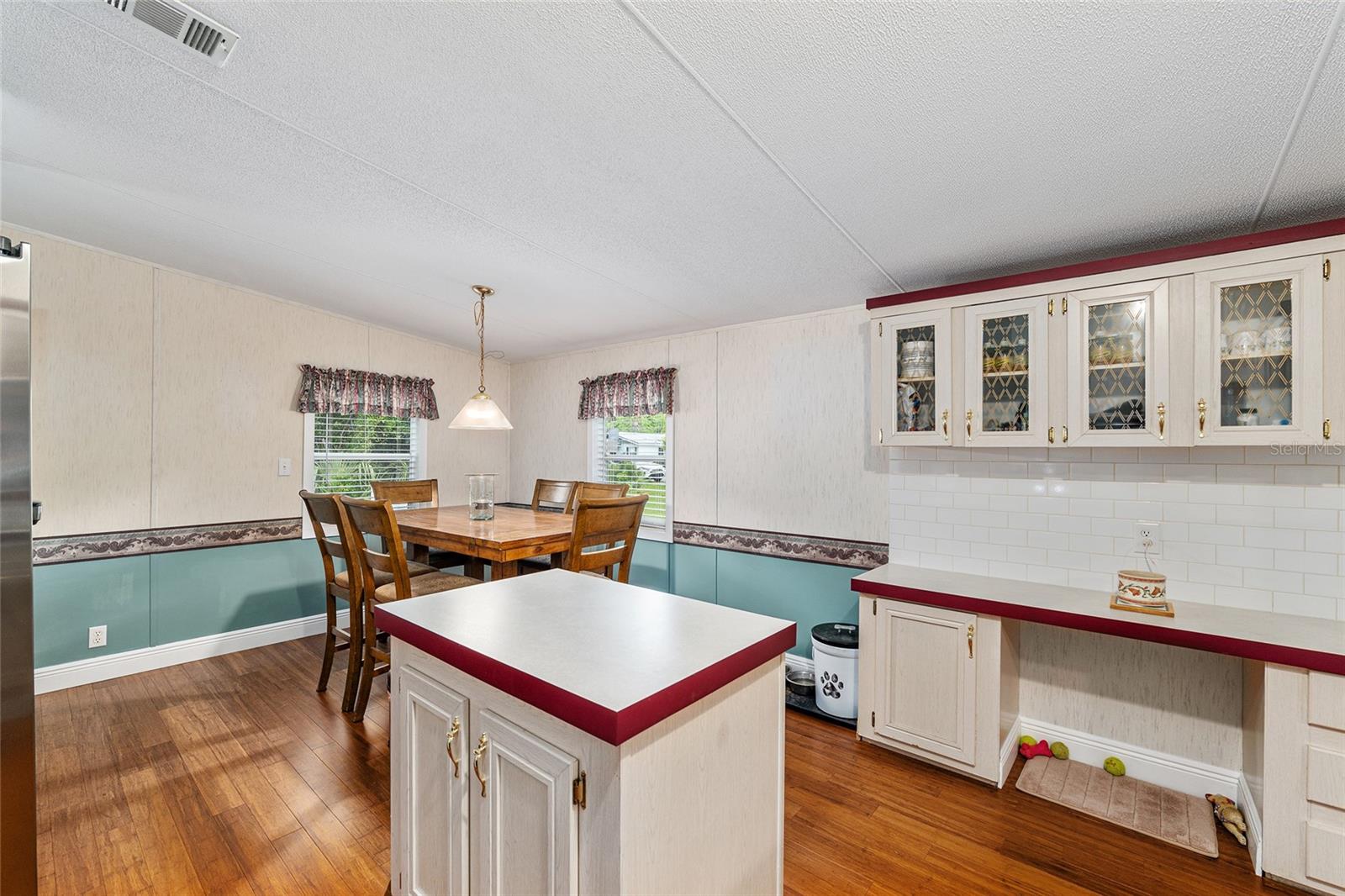 NEWBERRY CHAPMAN & WHITES ADD - Residential