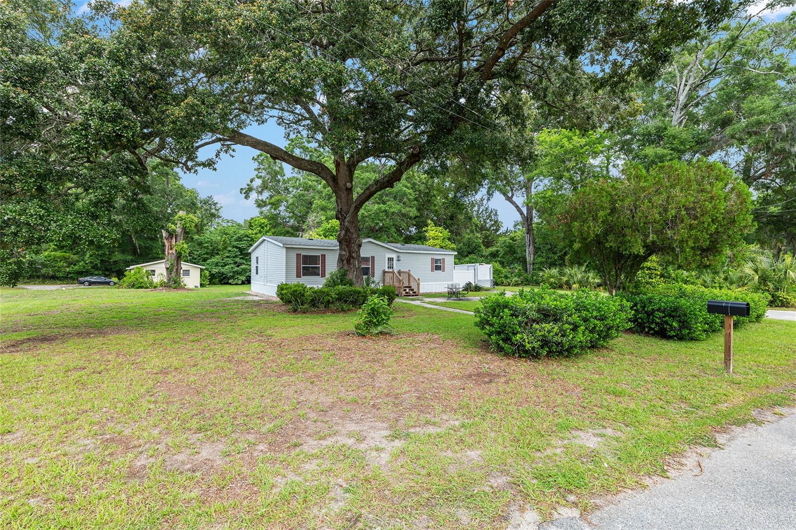 NEWBERRY CHAPMAN & WHITES ADD - Residential