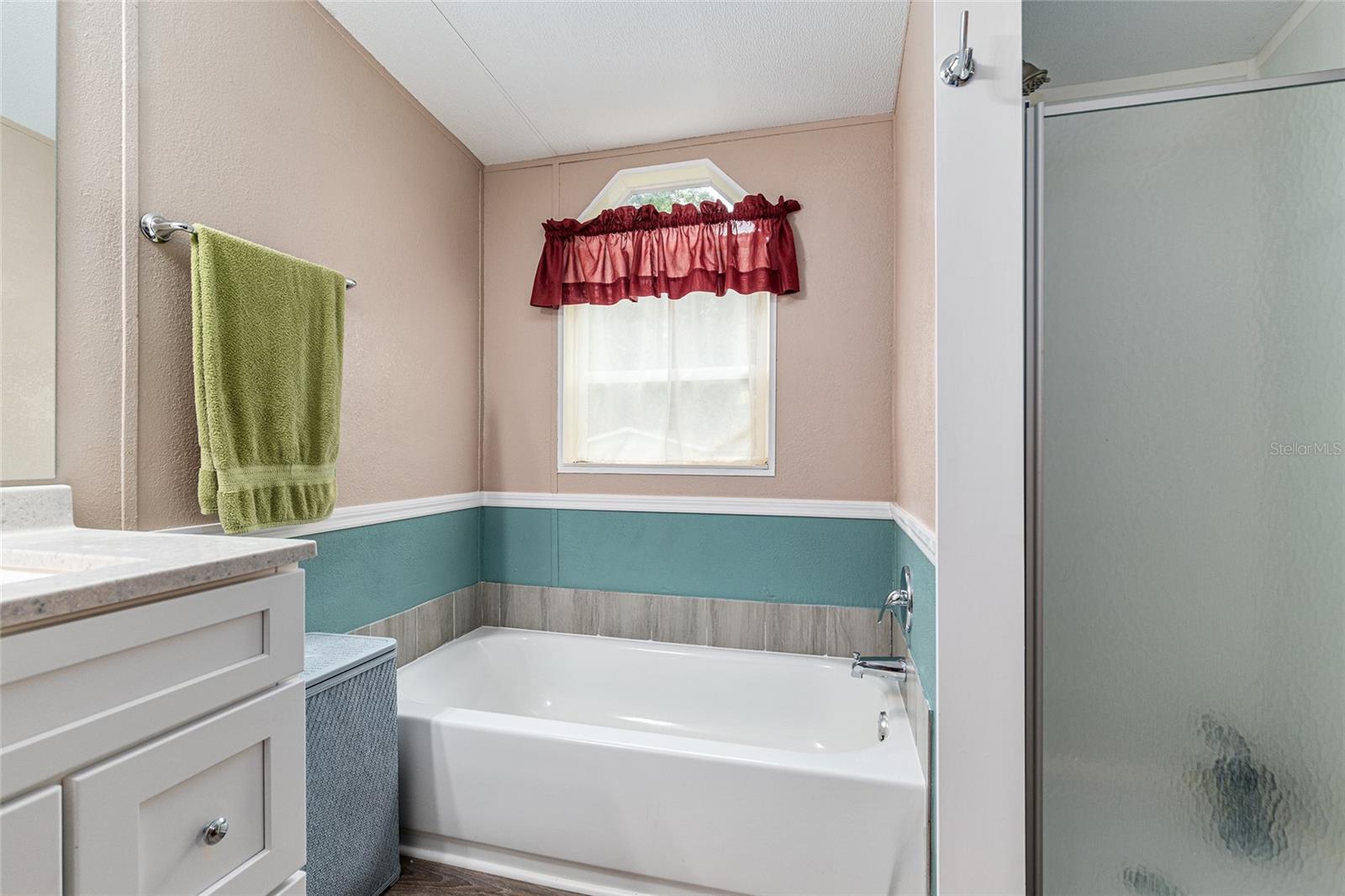 NEWBERRY CHAPMAN & WHITES ADD - Residential