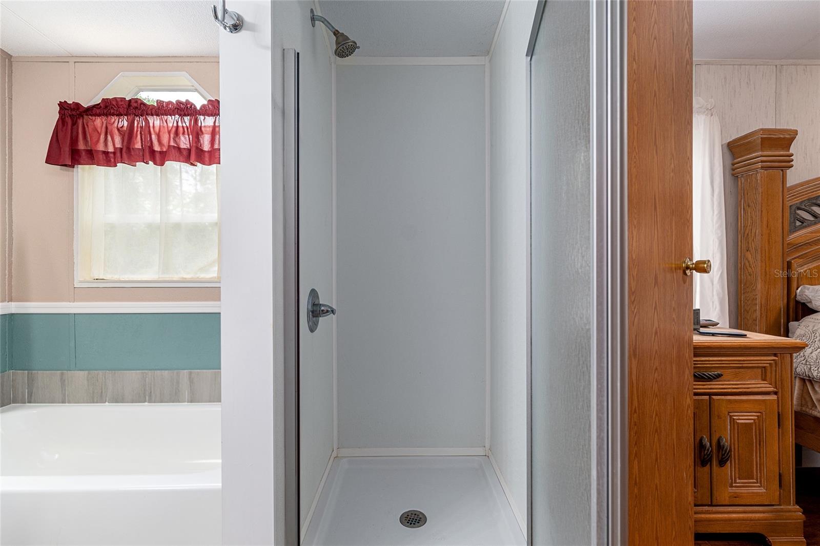 NEWBERRY CHAPMAN & WHITES ADD - Residential