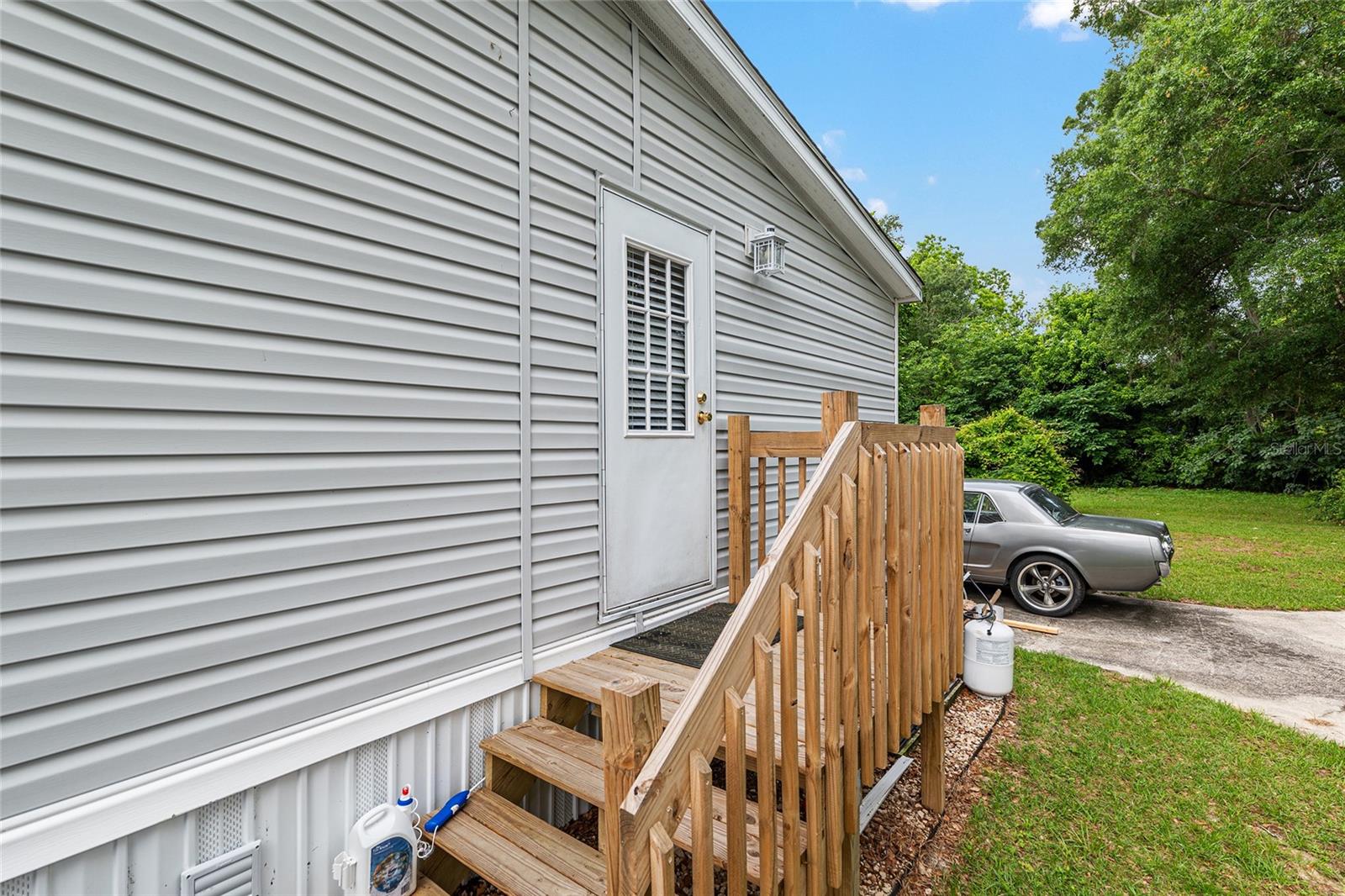 NEWBERRY CHAPMAN & WHITES ADD - Residential