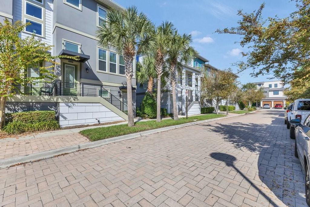 Photo of 8443 Karrer Terrace, Orlando, FL 32827 (MLS # S5144222)