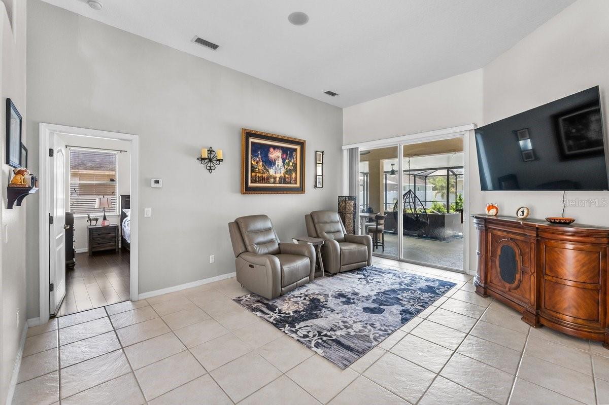 ESTATES AUBURNDALE PH 02 - Residential