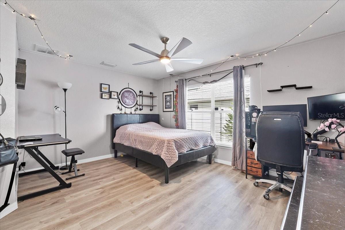 ESTATES AUBURNDALE PH 02 - Residential