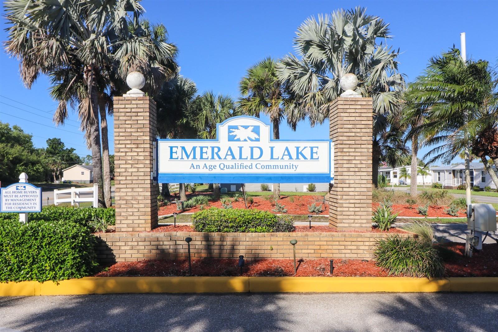 EMERALD LAKES - Residential