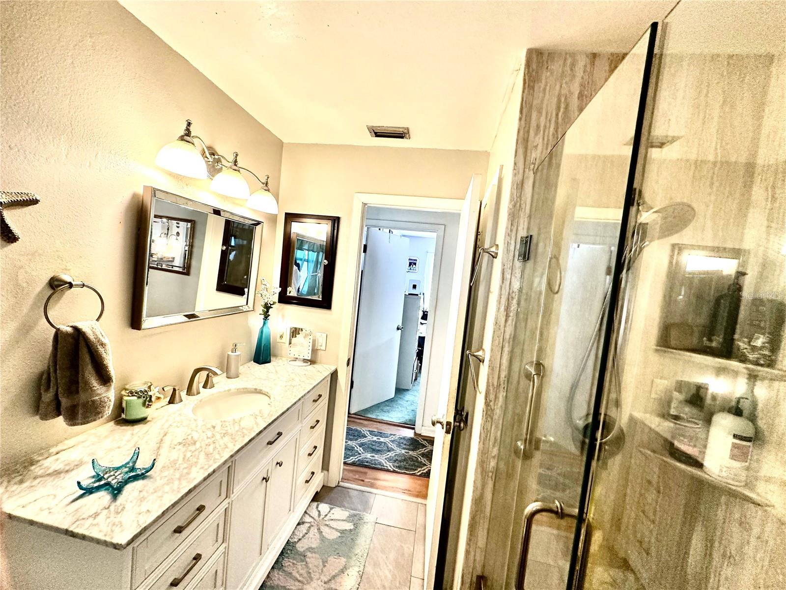 HIDDEN OAKS UNREC - Residential