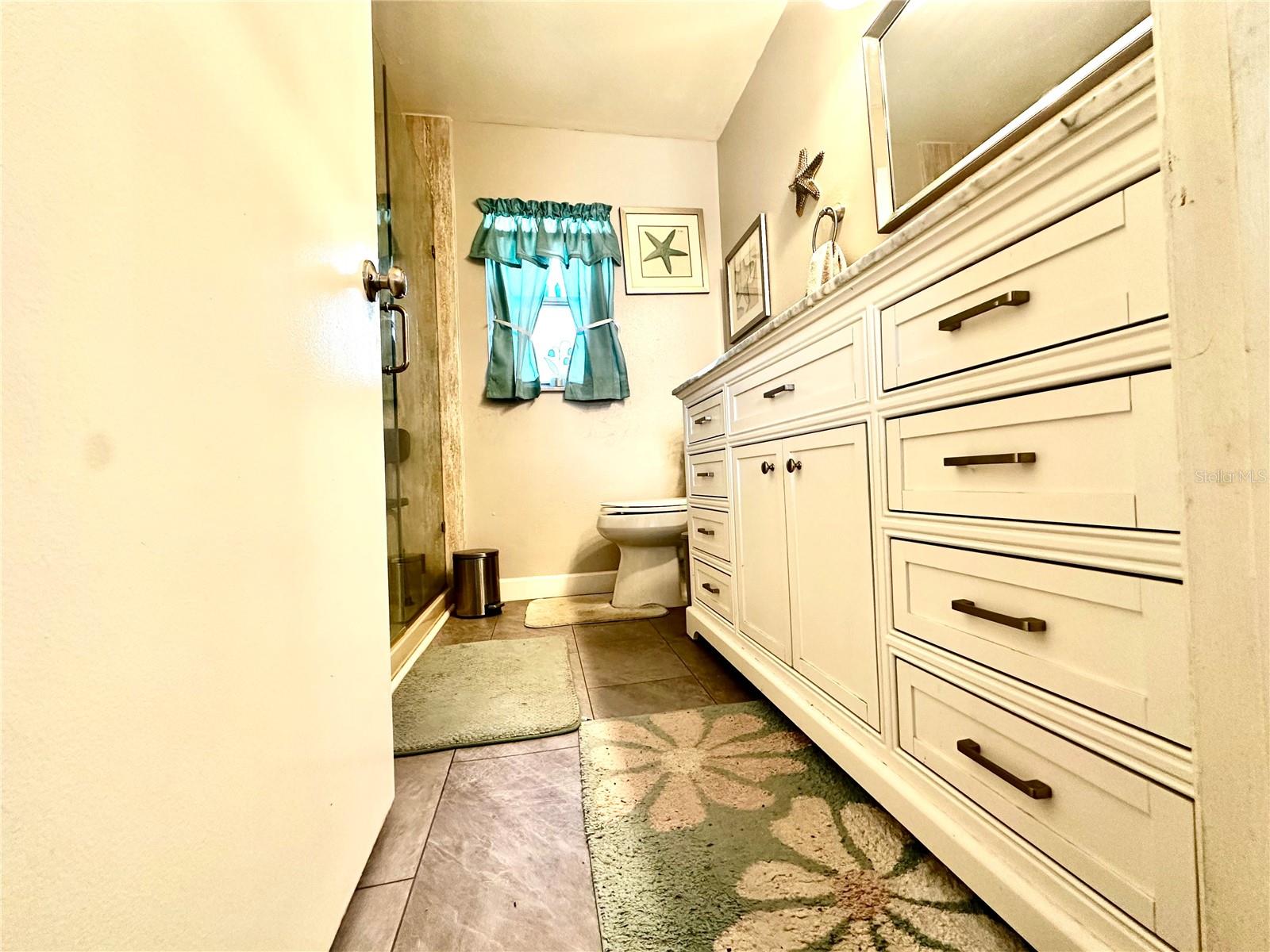 HIDDEN OAKS UNREC - Residential