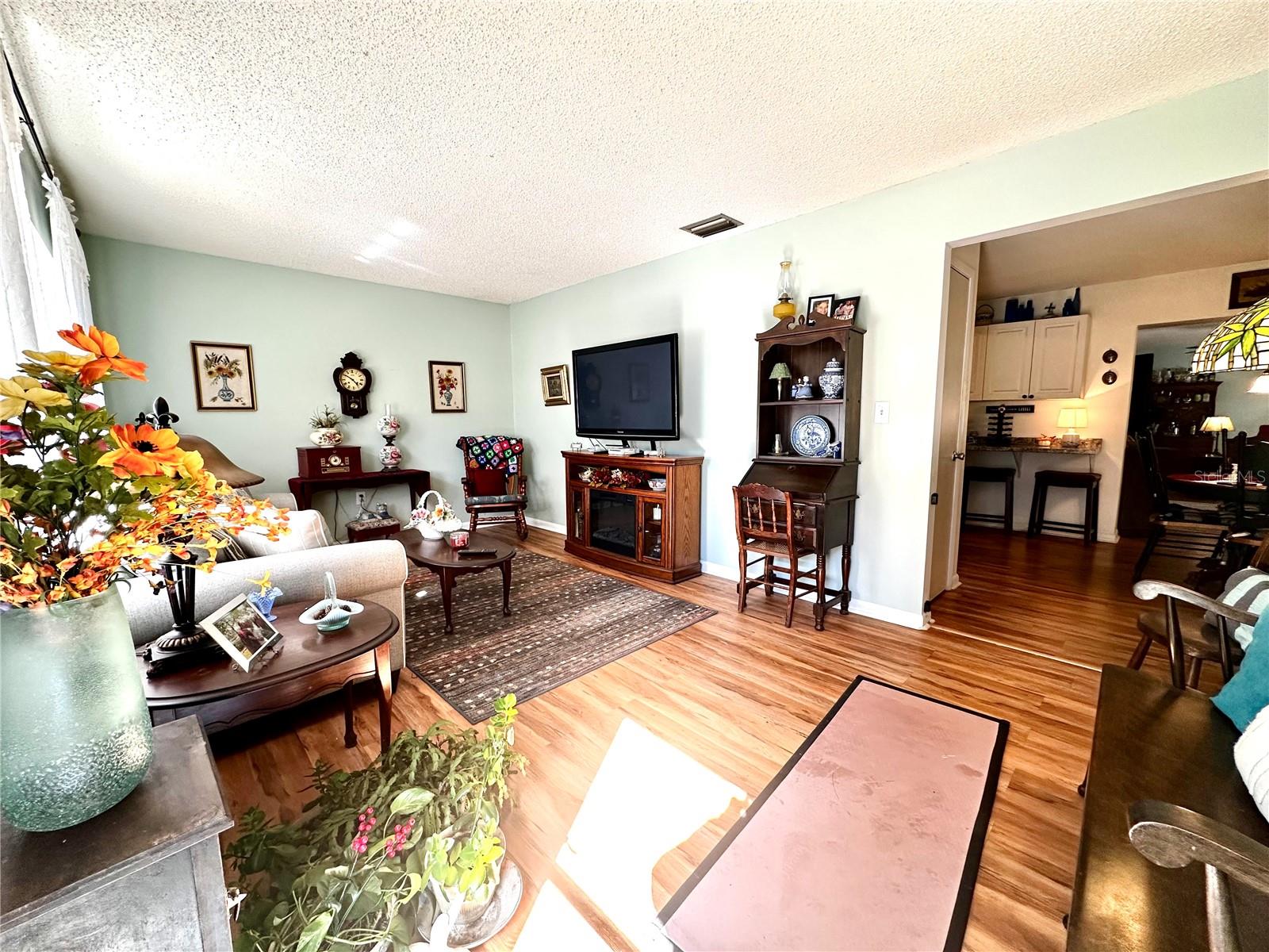 HIDDEN OAKS UNREC - Residential