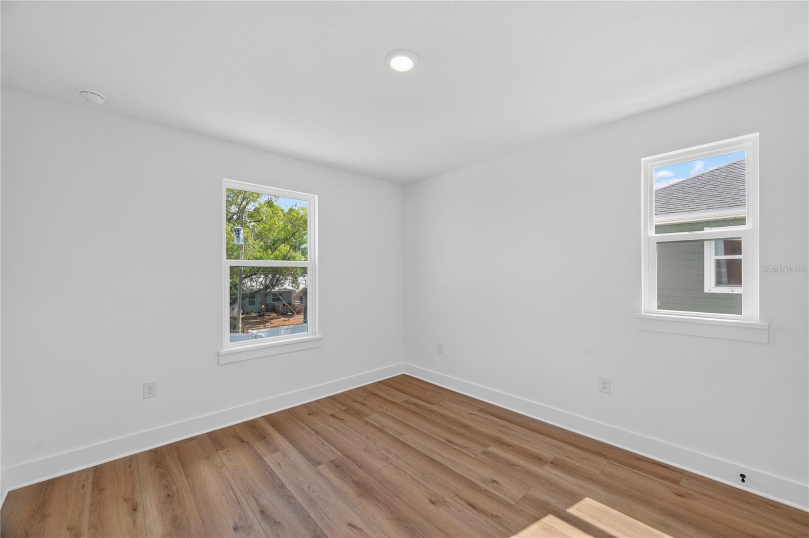 MAGNOLIA PARK - Residential