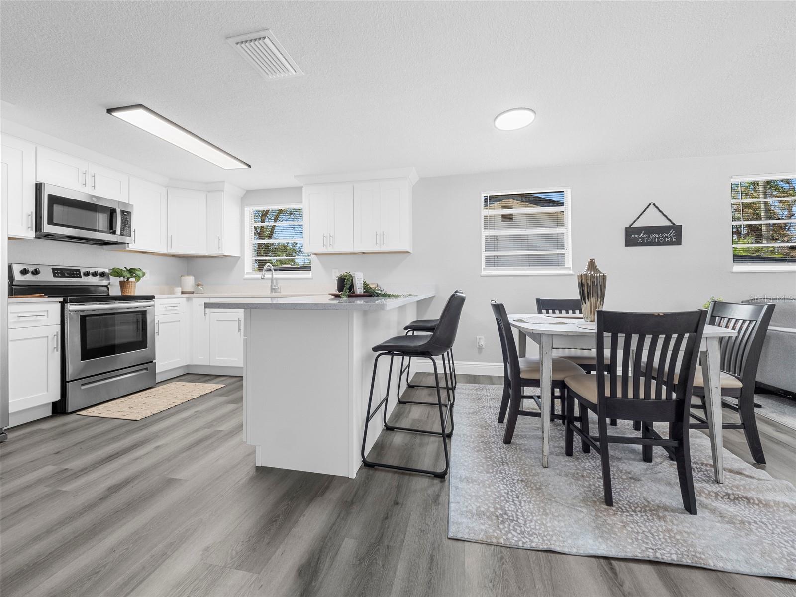 EL PORTAL - Residential