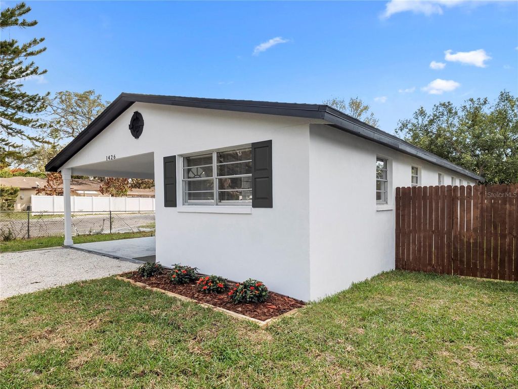 Photo of 1426 W Yukon Street, Tampa, FL 33604 (MLS # TB8485560)