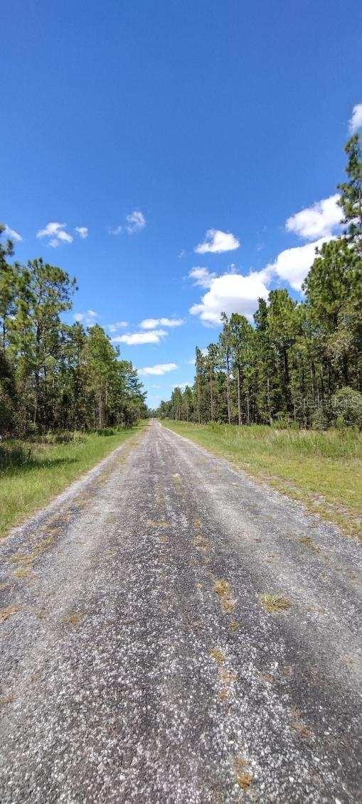 RAINBOW LAKES ESTATE - Land