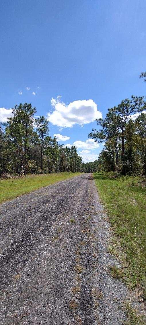 RAINBOW LAKES ESTATE - Land