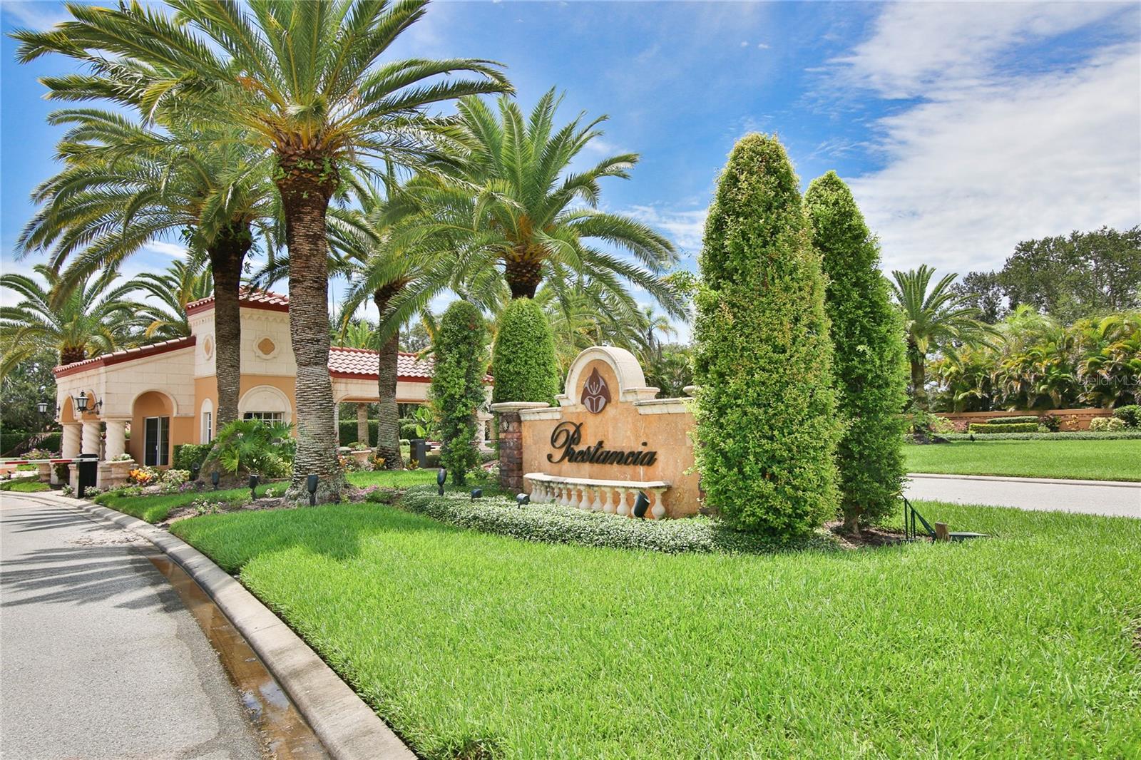 PRESTANCIA/LA VISTA - Residential