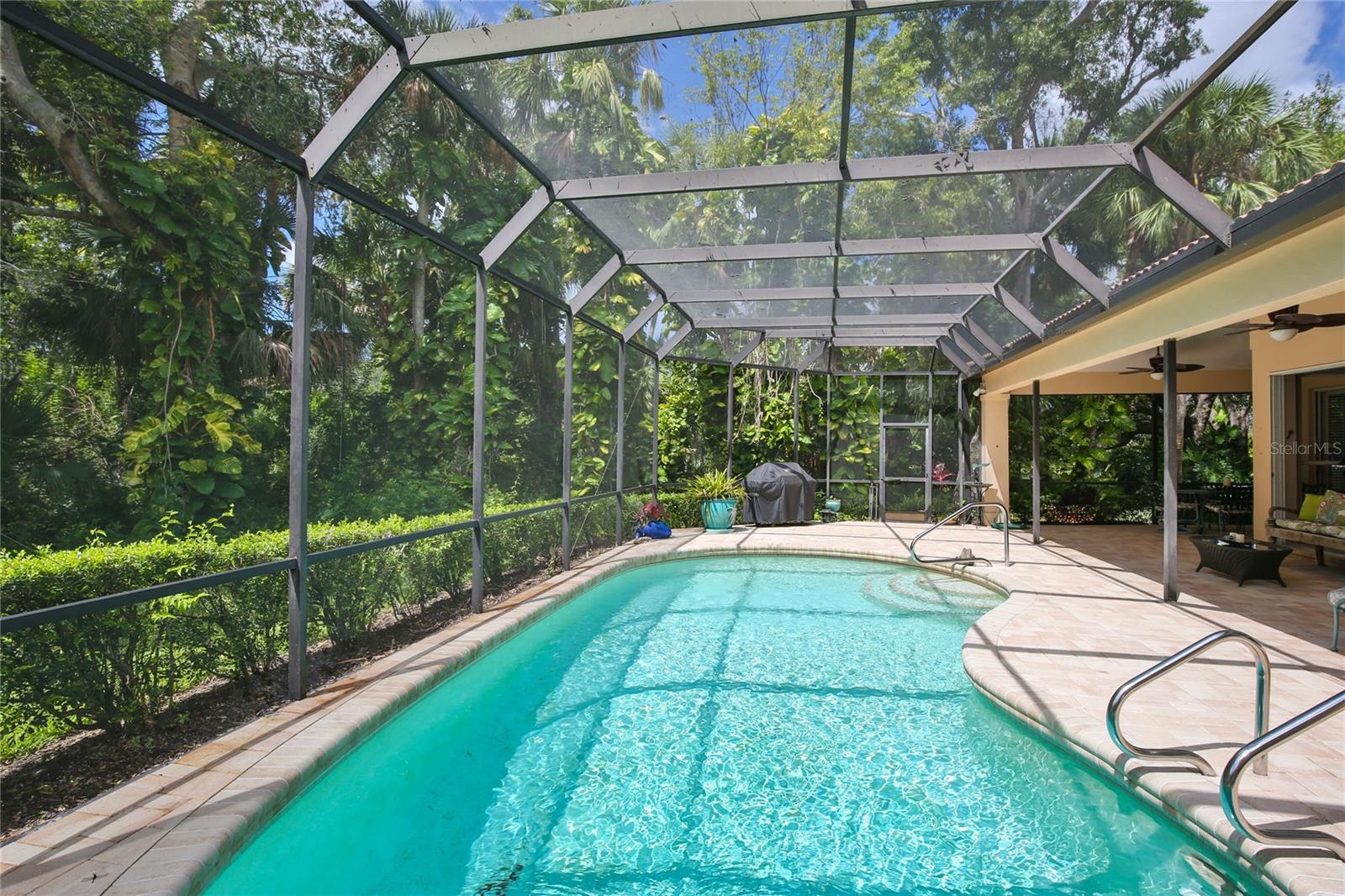 PRESTANCIA/LA VISTA - Residential