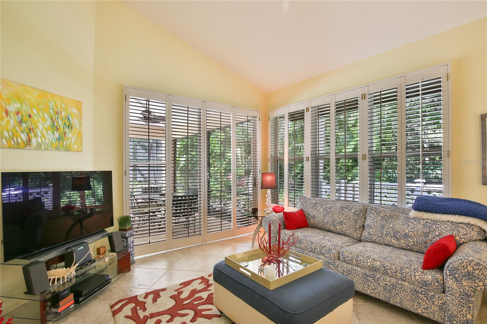 PRESTANCIA/LA VISTA - Residential