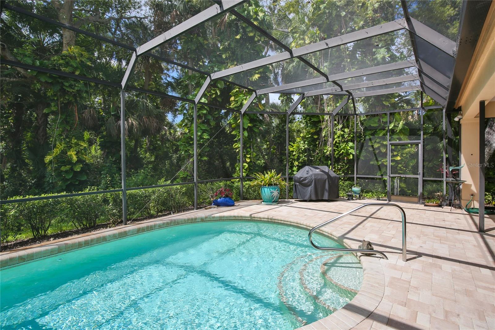 PRESTANCIA/LA VISTA - Residential