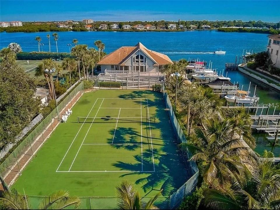BOCA SIESTA - Residential Lease