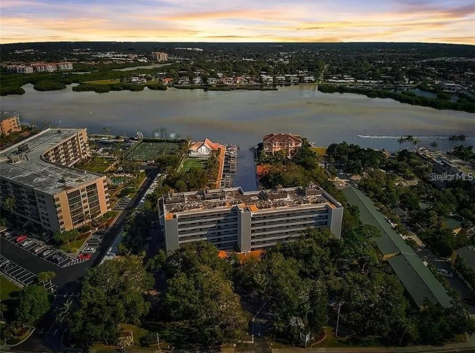 BOCA SIESTA - Residential Lease