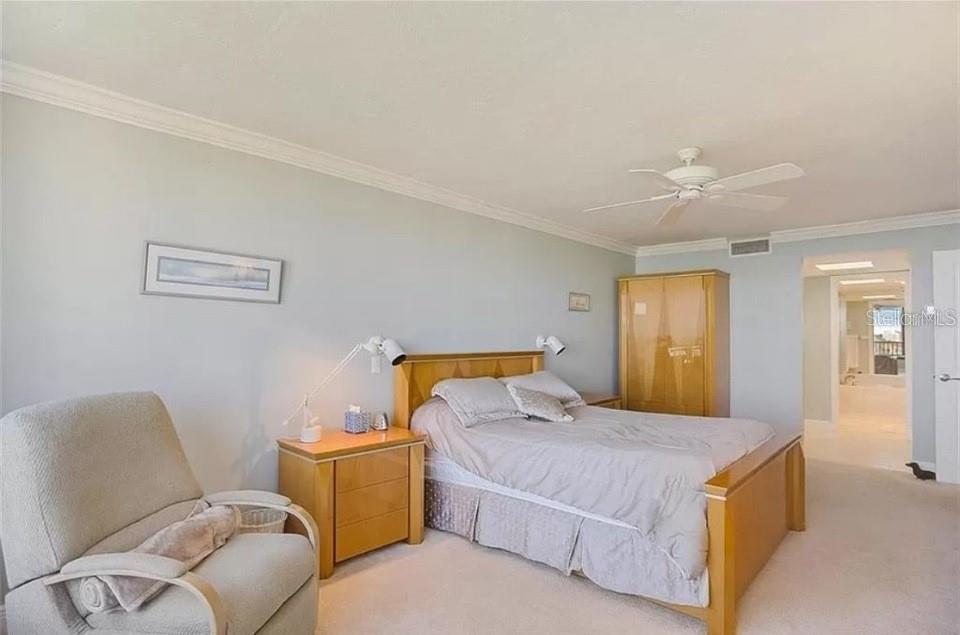 BOCA SIESTA - Residential Lease