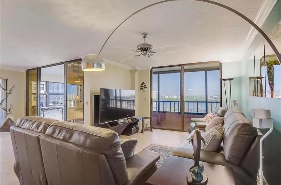 BOCA SIESTA - Residential Lease