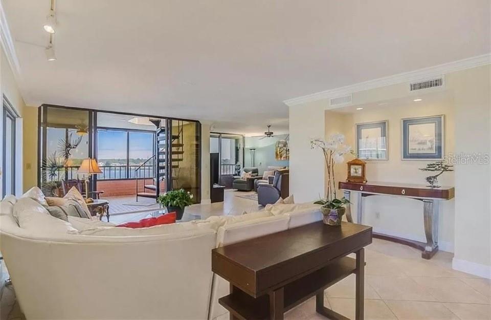 BOCA SIESTA - Residential Lease